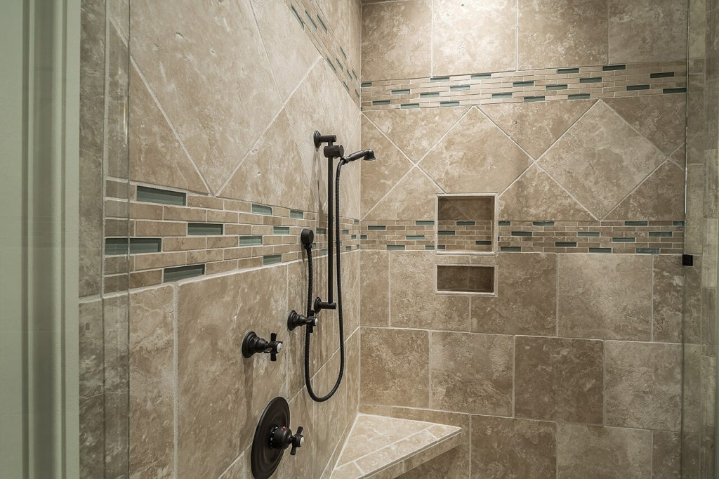 Tile Shower Wall - Mold - Extraction